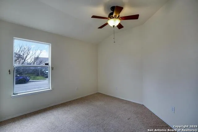 8951 Audubon Park Converse, TX 78109