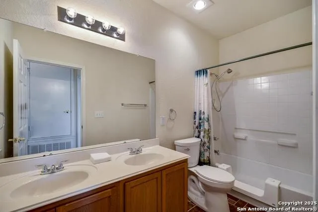 8951 Audubon Park Converse, TX 78109