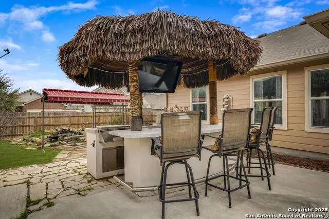 8951 Audubon Park Converse, TX 78109