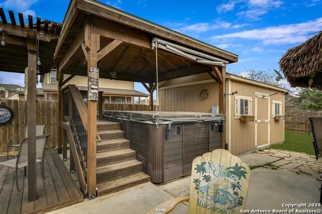 8951 Audubon Park Converse, TX 78109