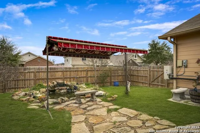 8951 Audubon Park Converse, TX 78109