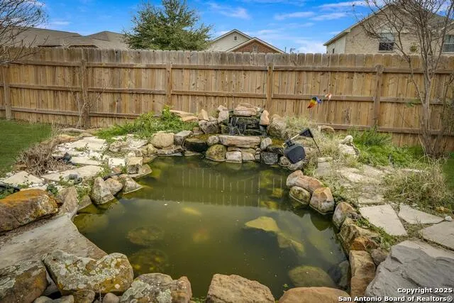 8951 Audubon Park Converse, TX 78109