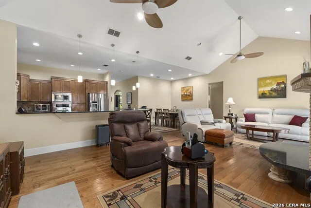 1070 Kings Ranch Bandera, TX 78003