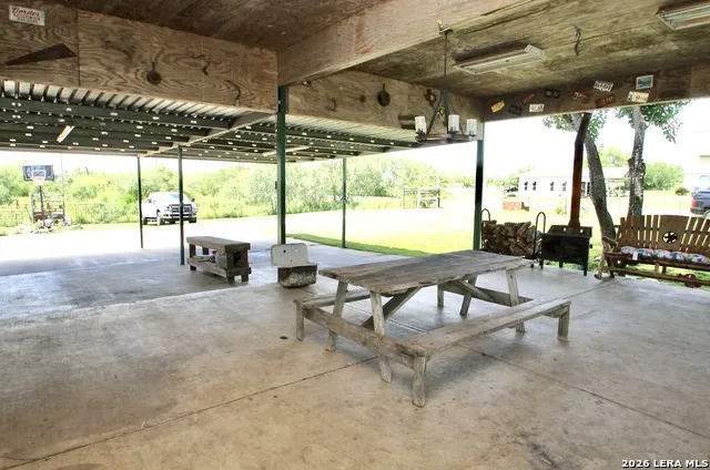 15122 TRAWALTER RD Atascosa, TX 78002
