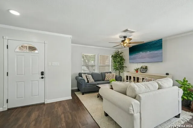 6434 Maverick Oak Dr San Antonio, TX 78240