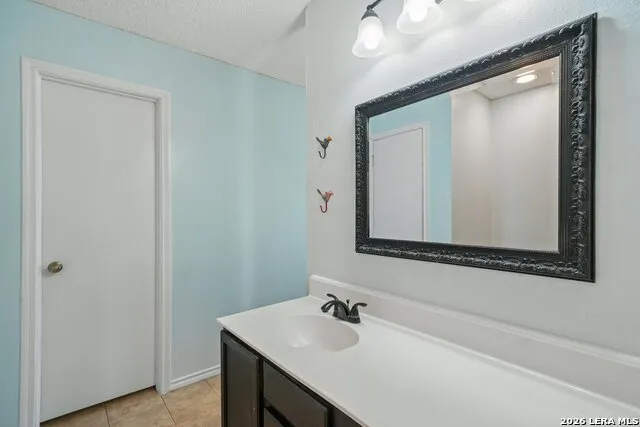 6434 Maverick Oak Dr San Antonio, TX 78240