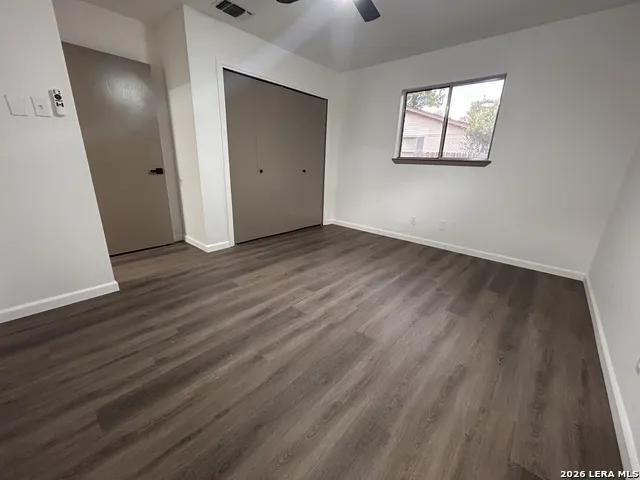 217 ELMWOOD DR Seguin, TX 78155