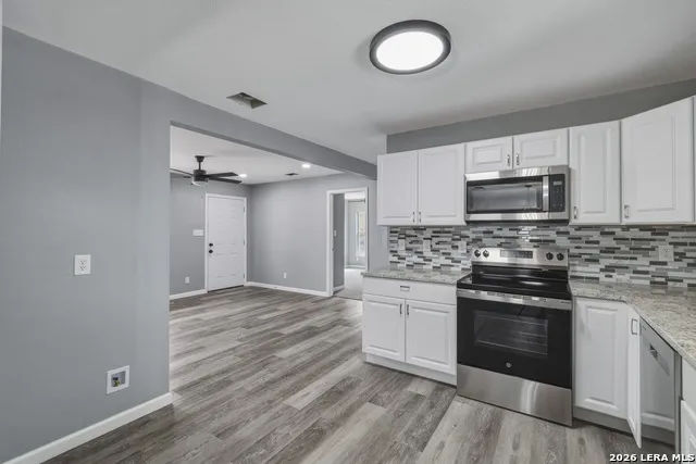 2258 W MILL ST New Braunfels, TX 78130