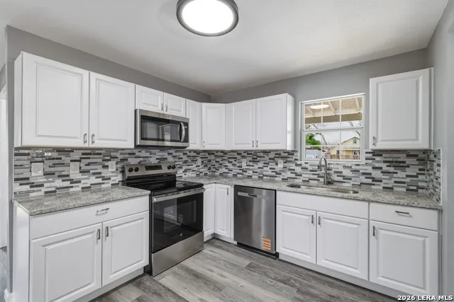 2258 W MILL ST New Braunfels, TX 78130