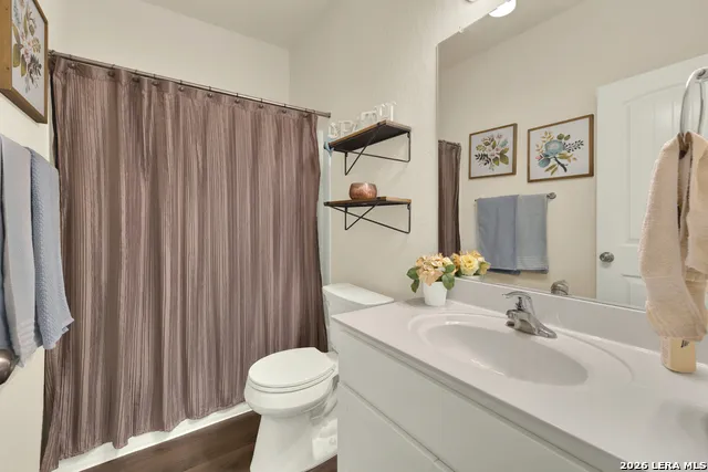 124 LAUREL GRACE LN New Braunfels, TX 78130