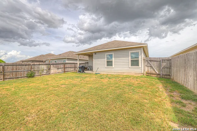 124 LAUREL GRACE LN New Braunfels, TX 78130