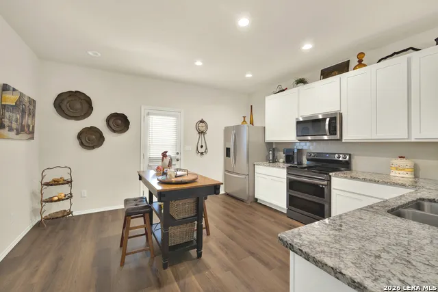 124 LAUREL GRACE LN New Braunfels, TX 78130