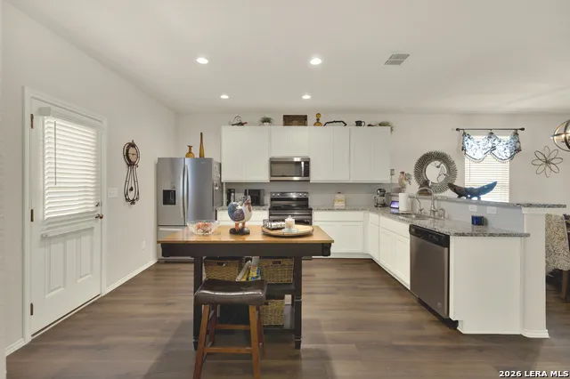124 LAUREL GRACE LN New Braunfels, TX 78130
