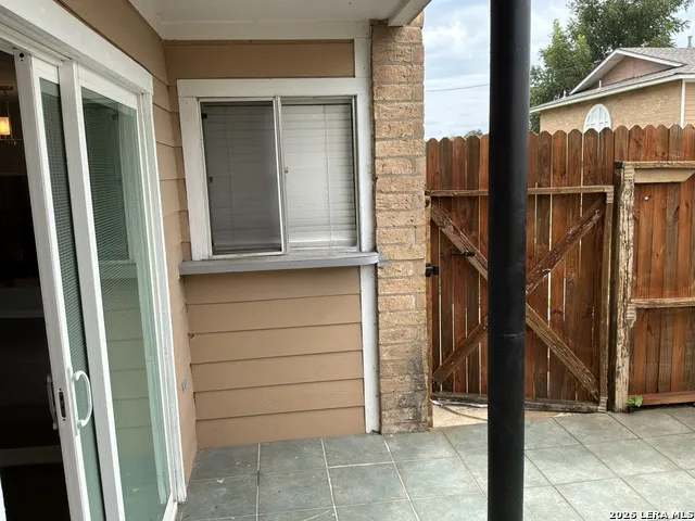7322 Oak Manor #36 San Antonio, TX 78229