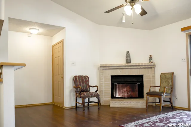 12446 Star crest #404 San Antonio, TX 78216