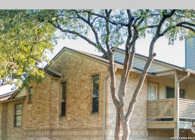 12446 Star crest #404 San Antonio, TX 78216