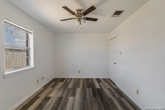 121 Falcon Blvd Eagle Pass, TX 78852