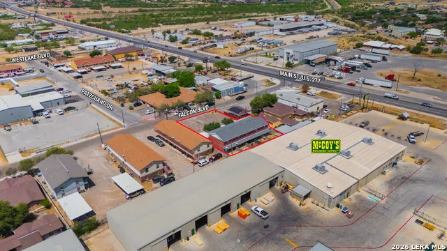 121 Falcon Blvd Eagle Pass, TX 78852