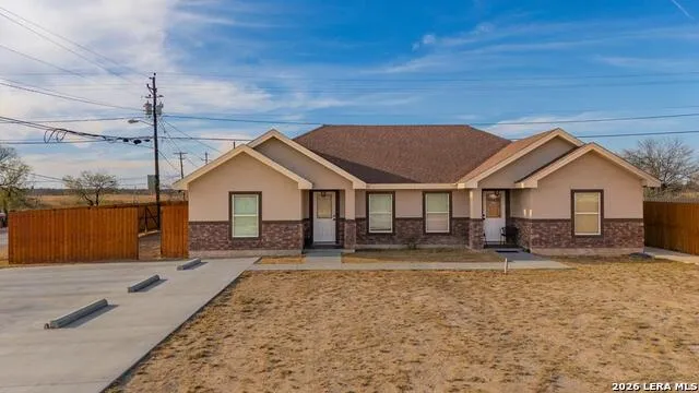 47 WAGON WHEEL RD Eagle Pass, TX 78852