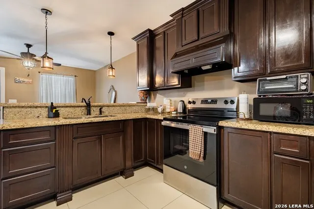 47 WAGON WHEEL RD Eagle Pass, TX 78852