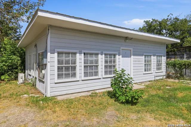 137 BRENNER ST San Antonio, TX 78237