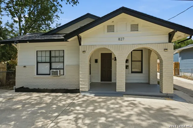 827 W ROSEWOOD AVE San Antonio, TX 78212