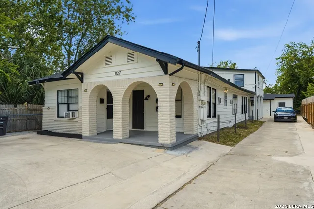 827 W ROSEWOOD AVE San Antonio, TX 78212