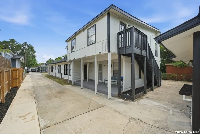 827 W ROSEWOOD AVE San Antonio, TX 78212