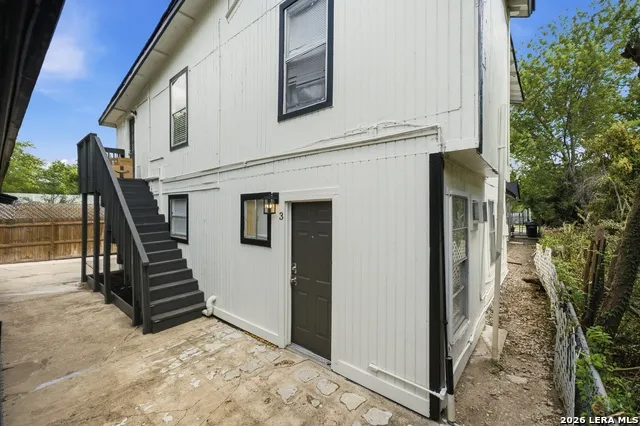 827 W ROSEWOOD AVE San Antonio, TX 78212