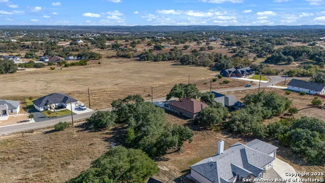 231 Peter Kleid Loop Blanco, TX 78606