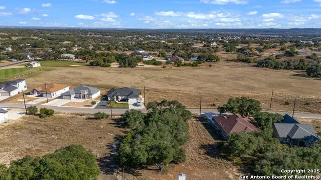 231 Peter Kleid Loop Blanco, TX 78606