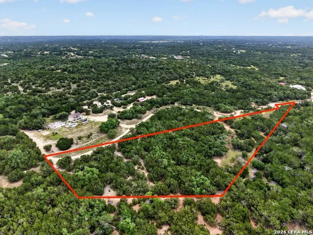 211 Raindrop Wimberley, TX 78676