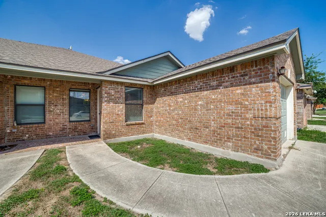 11443 Creek Eagle San Antonio, TX 78245