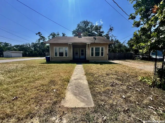 229 TRAVIS ST Unit 2 Kerrville, TX 78028
