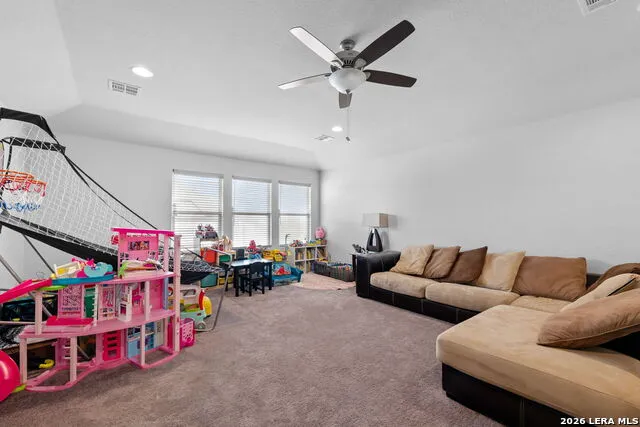 1606 BRASS CYN San Antonio, TX 78245
