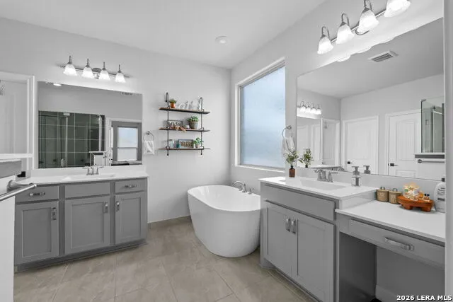 1606 BRASS CYN San Antonio, TX 78245