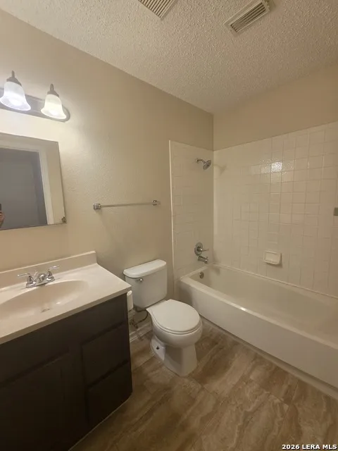 2002 Skull Valley San Antonio, TX 78245