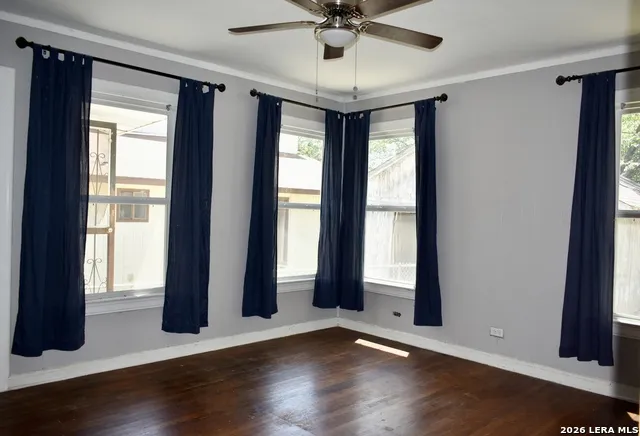 218 Hearne San Antonio, TX 78225