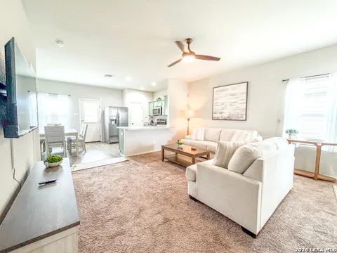 9023 ALVARADO BEND
