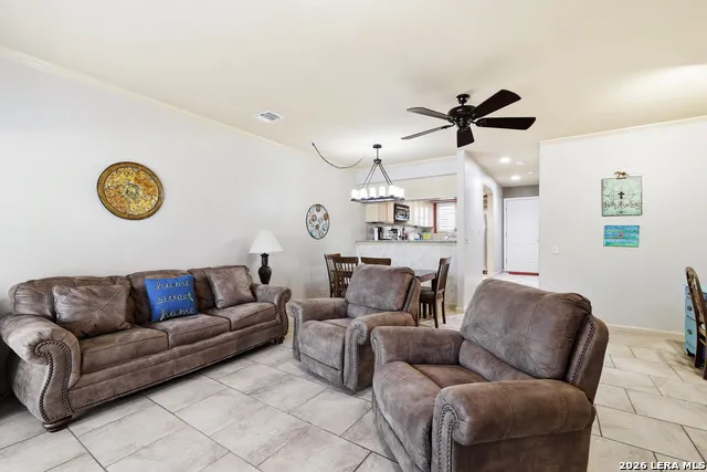 421 Watts Unit UNIT B5 Canyon Lake, TX 78133