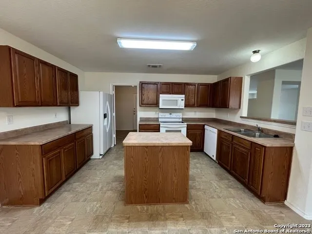 9602 SAN FIDEL RIO San Antonio, TX 78245