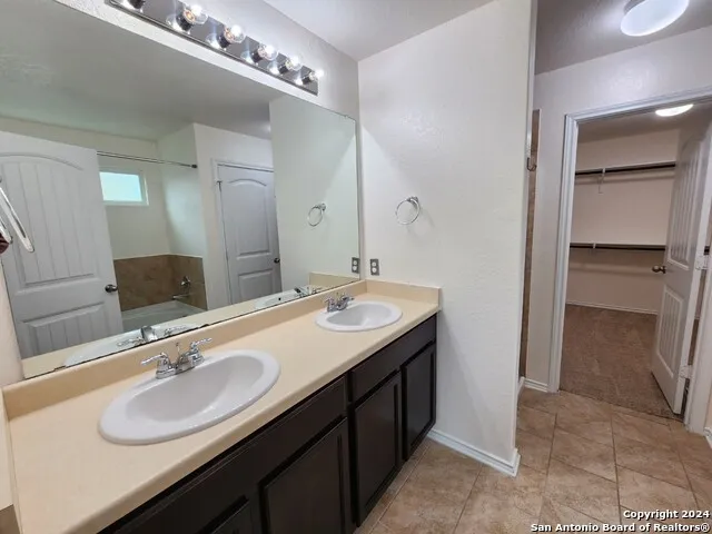 11723 VERDIS VLY San Antonio, TX 78245