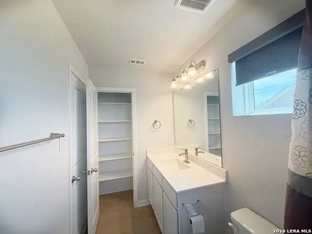 2161 Hofstaat Unit # 63 New Braunfels, TX 78130
