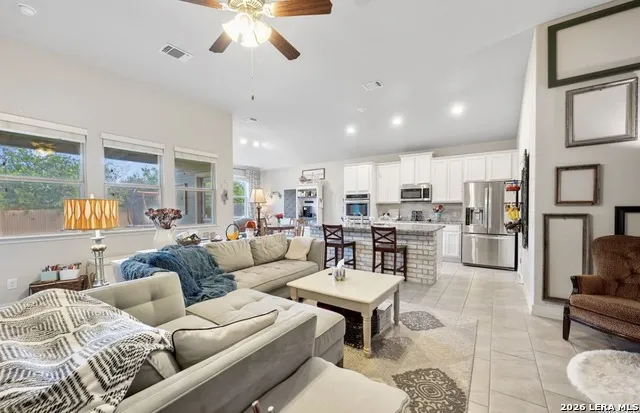 3602 High Cloud Dr New Braunfels, TX 78130