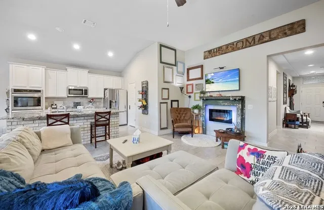 3602 High Cloud Dr New Braunfels, TX 78130