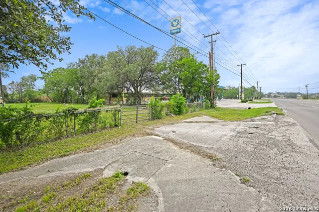 1426 STATE HIGHWAY 46 S New Braunfels, TX 78130