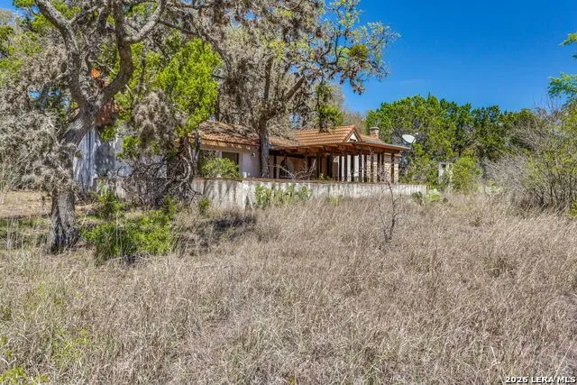 18561 Bandera Rd Helotes, TX 78023