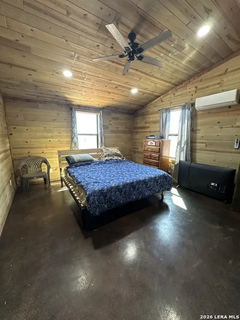 2724 Sd 24910 Rocksprings, TX 78880
