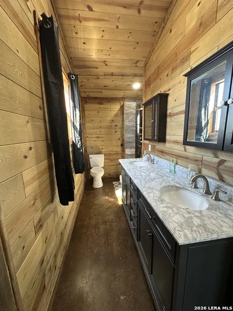 2724 Sd 24910 Rocksprings, TX 78880