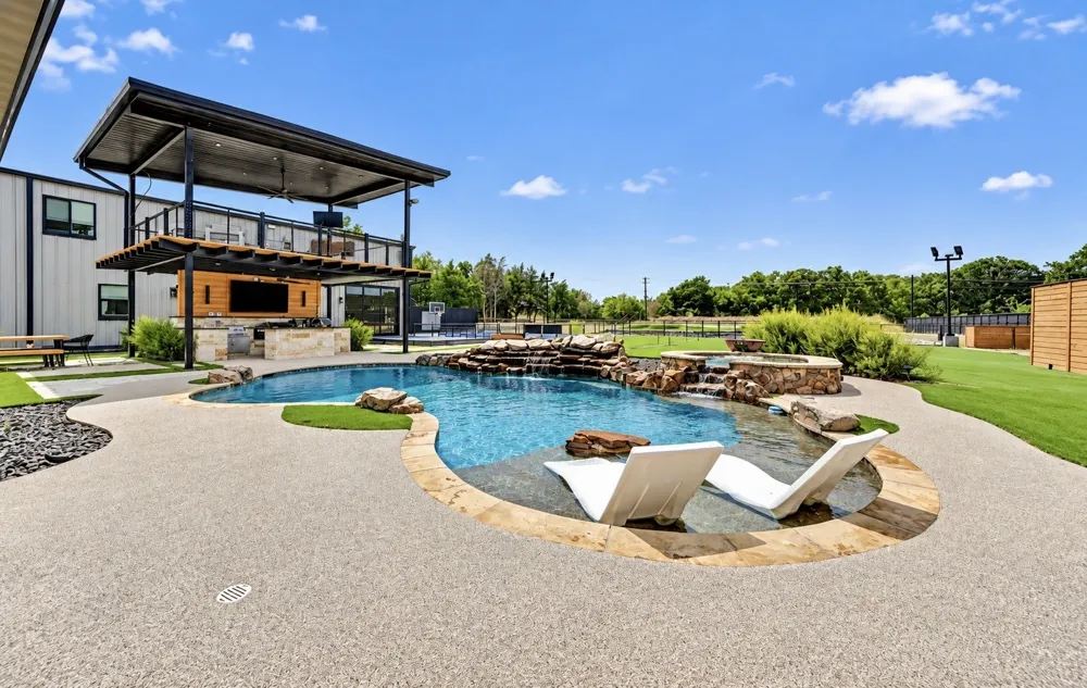 10790 County Road 2450 Terrell, TX 75160